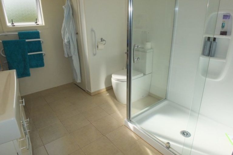 Photo of property in 9 Warren Street, Foxton Beach, Foxton, 4815