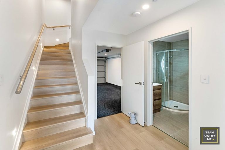 Photo of property in 6 Papa Takaro Lane, Flat Bush, Auckland, 2019