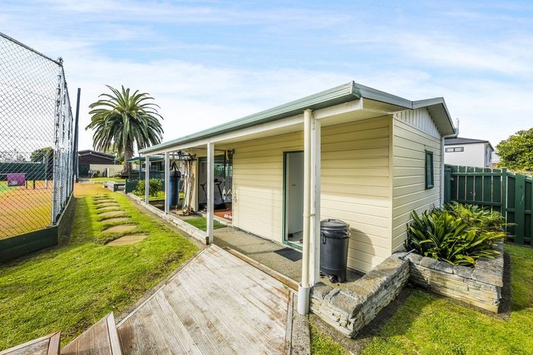 Photo of property in 36 Carruth Road, Papatoetoe, Auckland, 2025