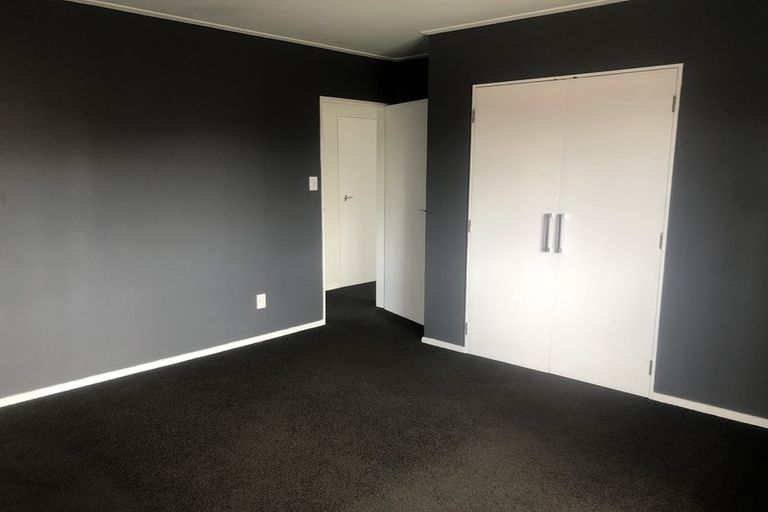 Photo of property in 3/175 Queens Drive, Lyall Bay, Wellington, 6022