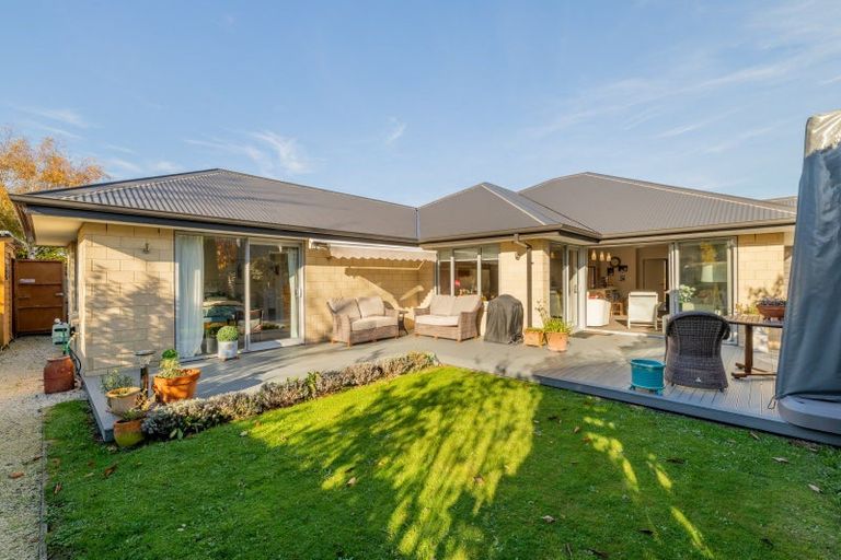 Photo of property in 33 Carmichael Street, Rangiora, 7400
