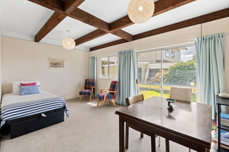 Photo of property in 83 Kent Street, Picton, 7220