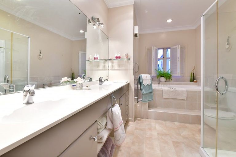 Photo of property in 9 Glamis Avenue, Manly, Whangaparaoa, 0930