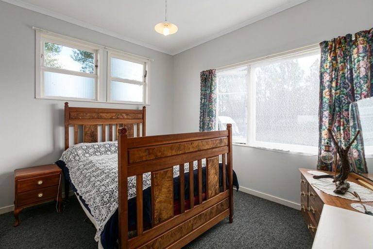 Photo of property in 48 Kenderdine Road, Elsthorpe, Otane, 4277