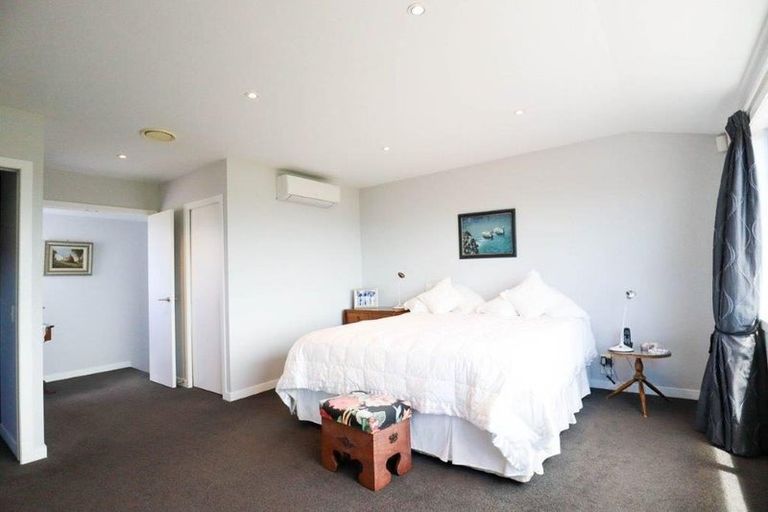 Photo of property in 1/88 Pah Road, Cockle Bay, Auckland, 2014