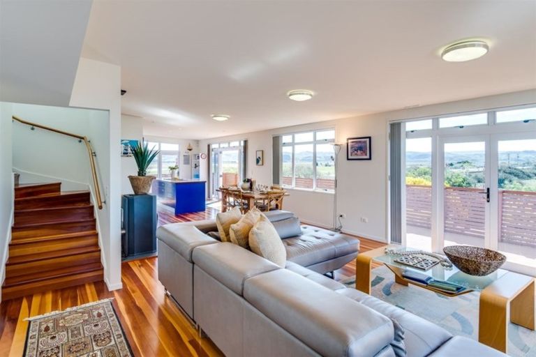 Photo of property in 53a The Esplanade, Westshore, Napier, 4110