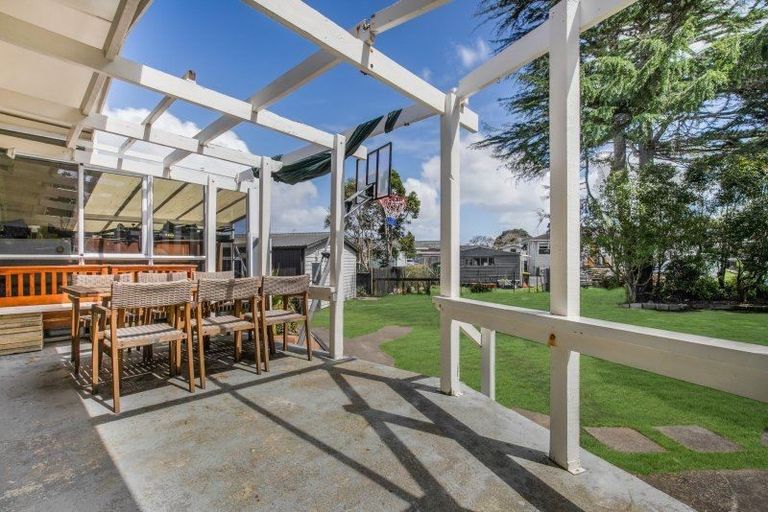 Photo of property in 42 Mckean Avenue, Manurewa, Auckland, 2102