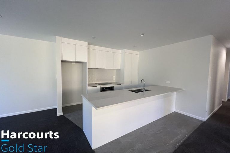 Photo of property in 23 Matuku Place, Paraparaumu Beach, Paraparaumu, 5032