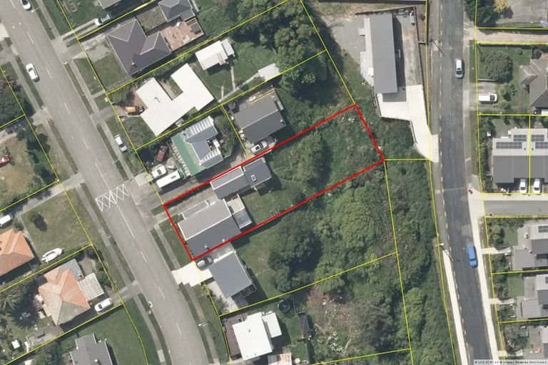 Photo of property in 31 Kapiti Crescent, Titahi Bay, Porirua, 5022