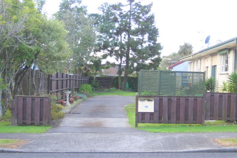 Photo of property in 19b Diorella Drive, Clover Park, Auckland, 2019