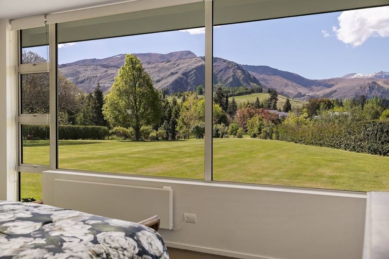 Photo of property in 31 Rutherford Road, Lake Hayes, Queenstown, 9371