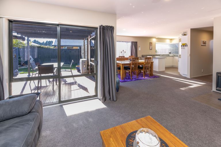 Photo of property in 9a Bunting Place, Woodend, 7610