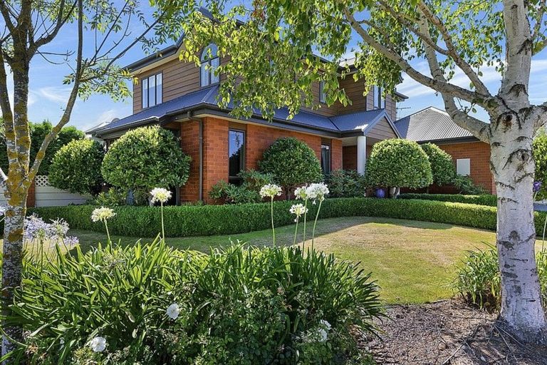 Photo of property in 1 Baldoyle Way, Casebrook, Christchurch, 8051