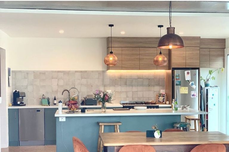 Photo of property in 24 Point Street, Raglan, 3225