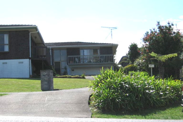Photo of property in 1/4 Rewi Street, Torbay, Auckland, 0630