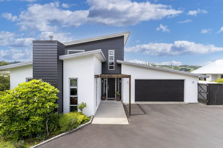 Photo of property in 48 Holyport Close, Fairfield, Dunedin, 9018
