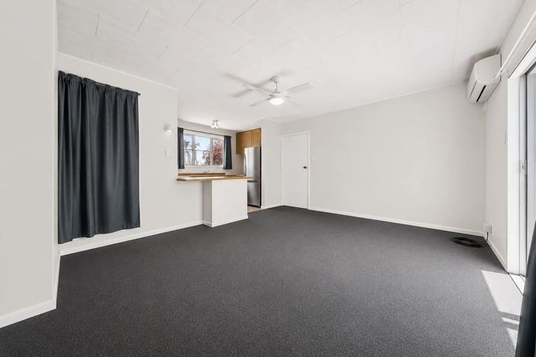 Photo of property in 81 Awanui Street, Merrilands, New Plymouth, 4312