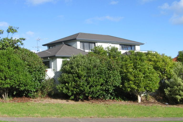 Photo of property in 5 Whitcombe Road, Bucklands Beach, Auckland, 2012