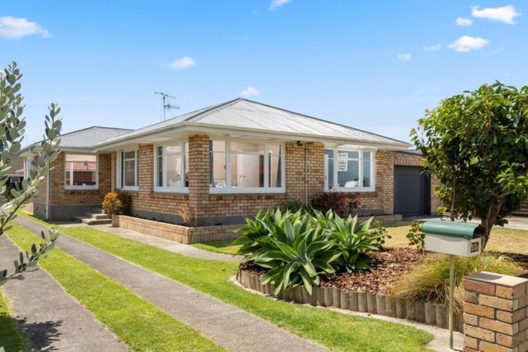 Photo of property in 23 Emmett Street, Greerton, Tauranga, 3112