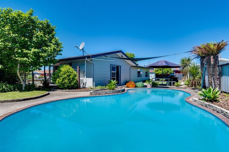 Photo of property in 3 Konini Crescent, Pirimai, Napier, 4112