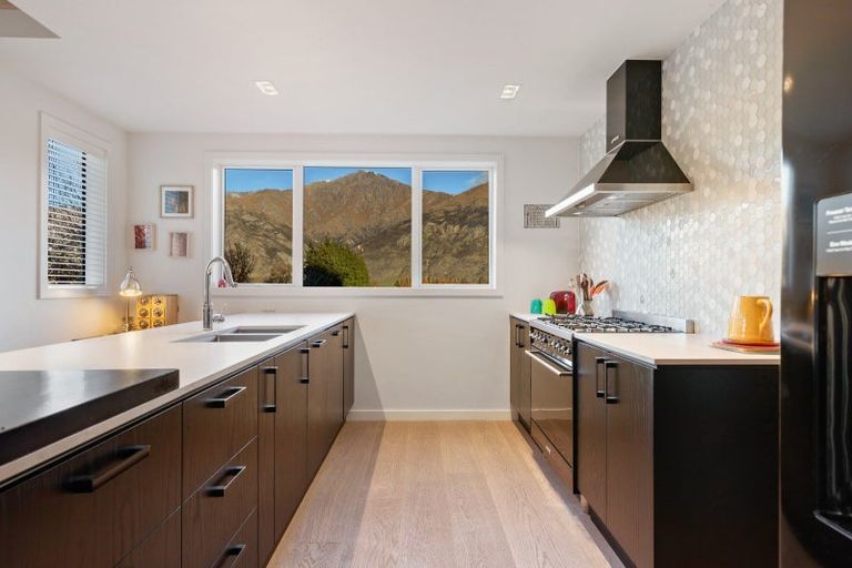 Photo of property in 24 Marshall Avenue, Lake Hayes, Queenstown, 9371