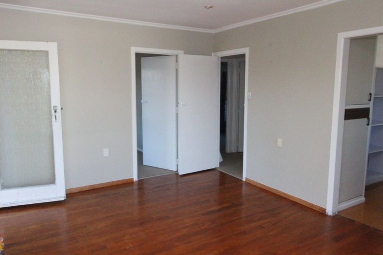 Photo of property in 1/51a Northboro Road, Belmont, Auckland, 0622