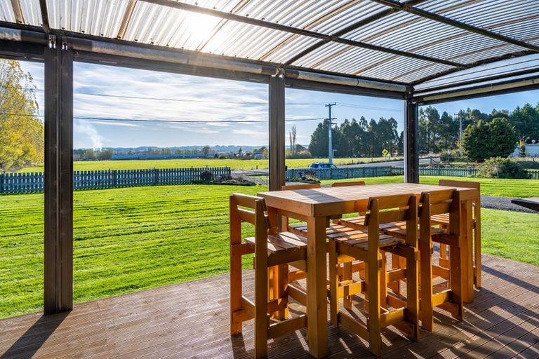 Photo of property in 23 Toko Mouth Road, Milton, 9220