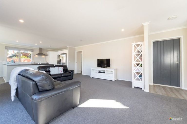 Photo of property in 1166 Taita Drive, Taita, Lower Hutt, 5011