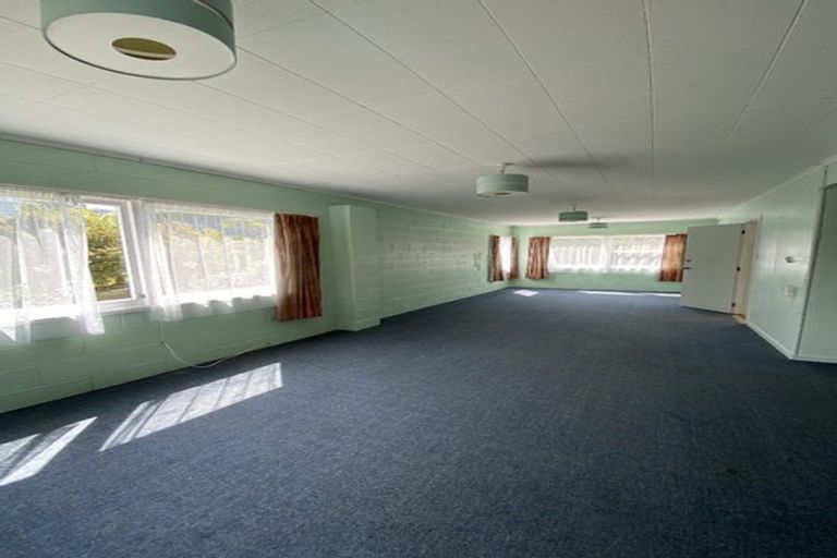 Photo of property in 496 Beach Road, Murrays Bay, Auckland, 0630