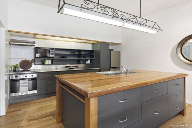 Photo of property in 2/15 Frederick Street, Te Aro, Wellington, 6011