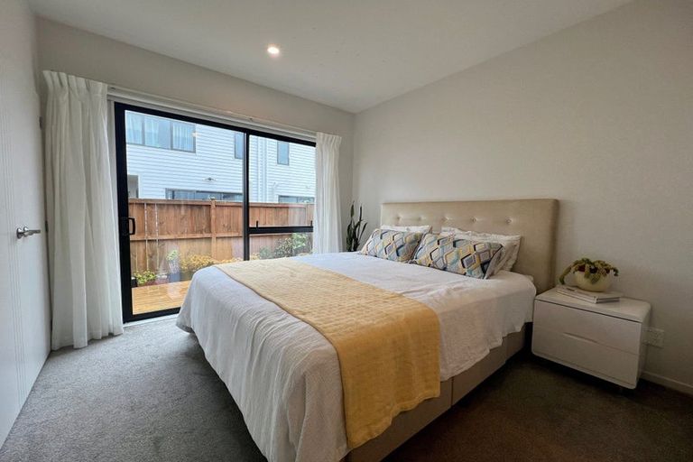 Photo of property in 12 Kairakau Street, Takanini, 2110
