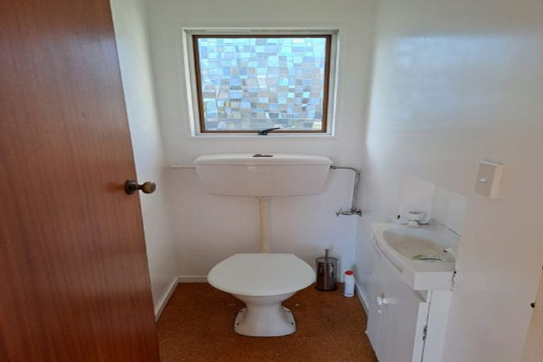 Photo of property in 84 Taylor Terrace, Tawa, Wellington, 5028