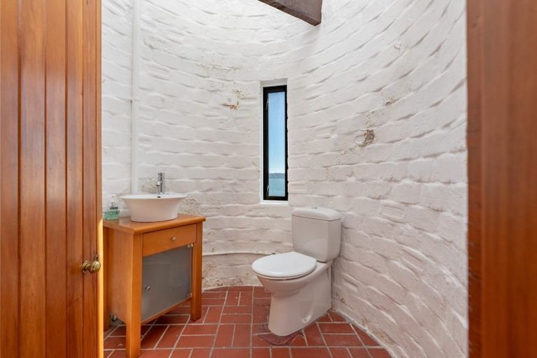 Photo of property in 759 Marine Drive, Eastbourne, Lower Hutt, 5013