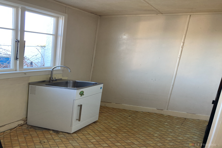 Photo of property in 5 Mill Road, Waimate, 7924