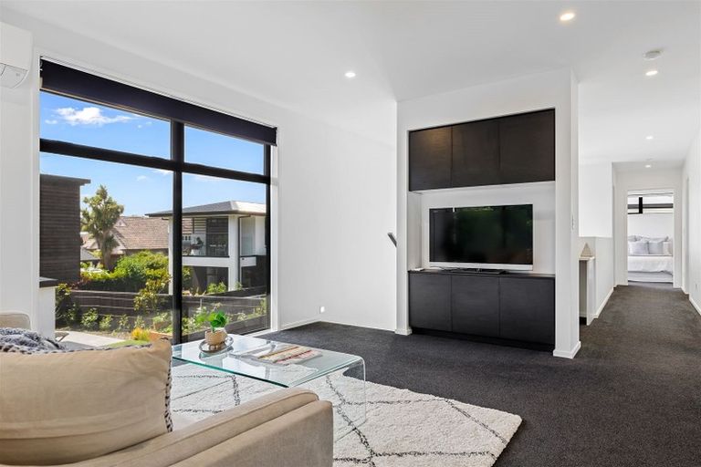 Photo of property in 62 Straven Road, Fendalton, Christchurch, 8014