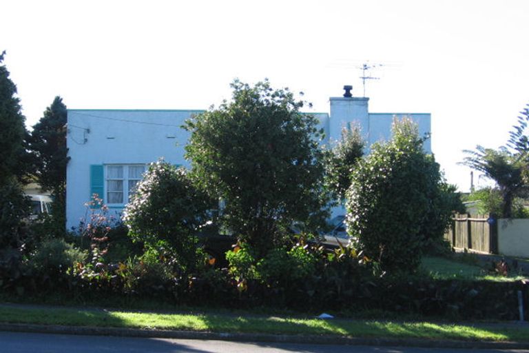 Photo of property in 2/19 Cambridge Terrace, Papatoetoe, Auckland, 2025