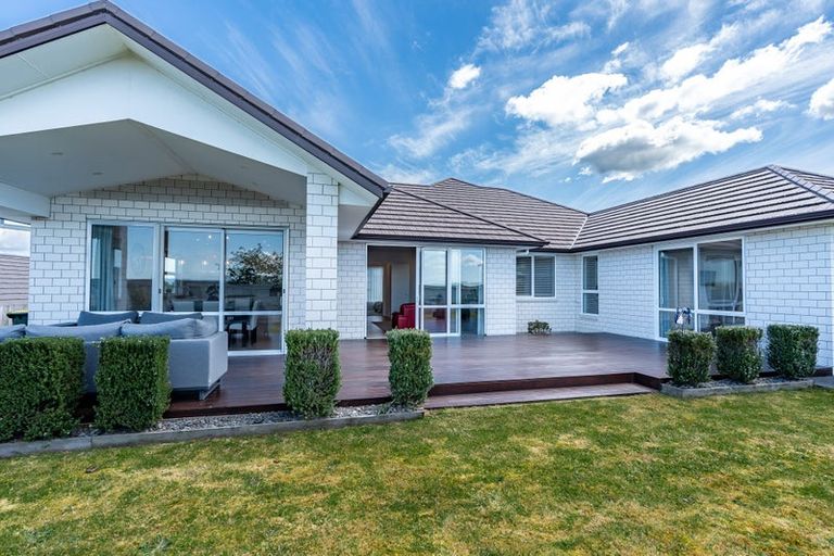 Photo of property in 51 Sylvester Crescent, Flagstaff, Hamilton, 3210