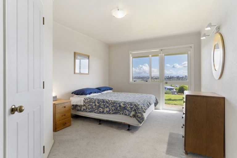 Photo of property in 5 Cynthia Place, Bellevue, Tauranga, 3110