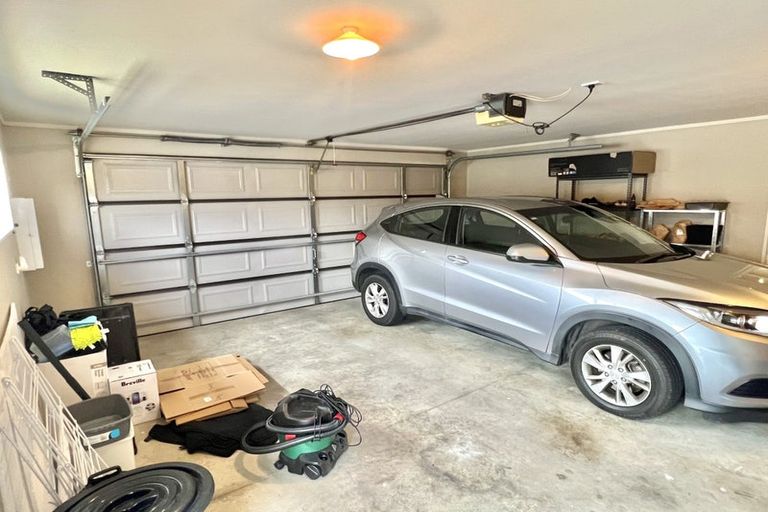 Photo of property in 79 Te Puia Drive, Aotea, Porirua, 5024