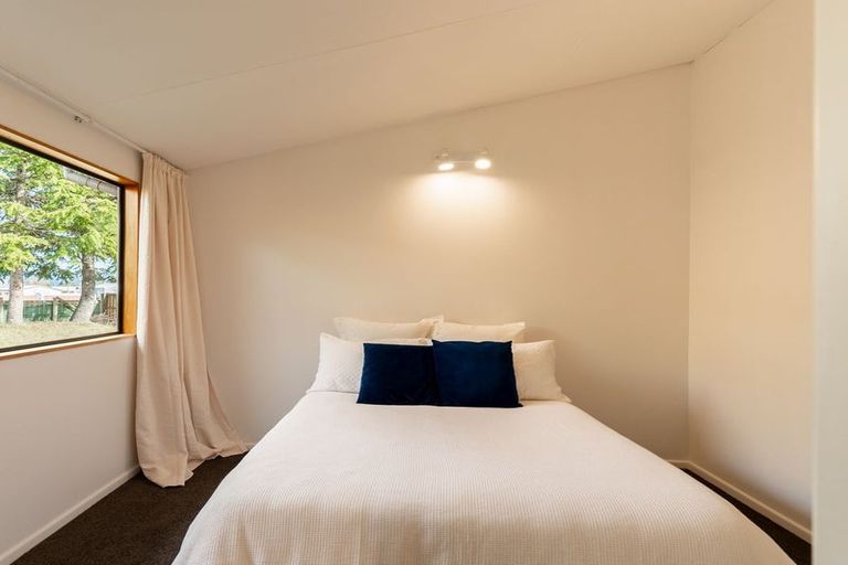 Photo of property in 10 Glencairn Road, Twizel, 7901