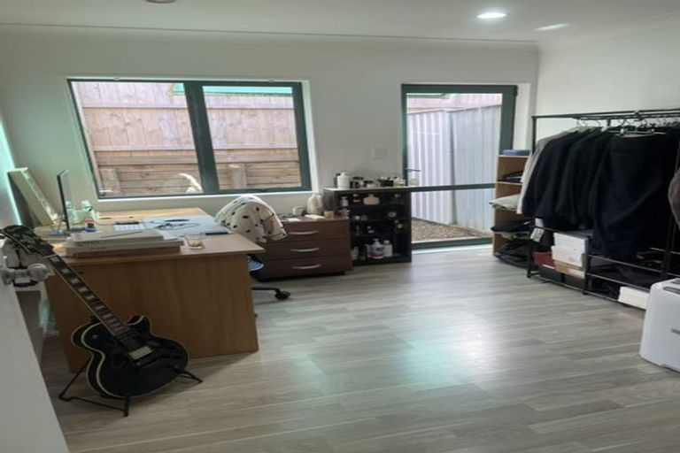 Photo of property in 1 Mackwell Road, Fairview Heights, Auckland, 0632