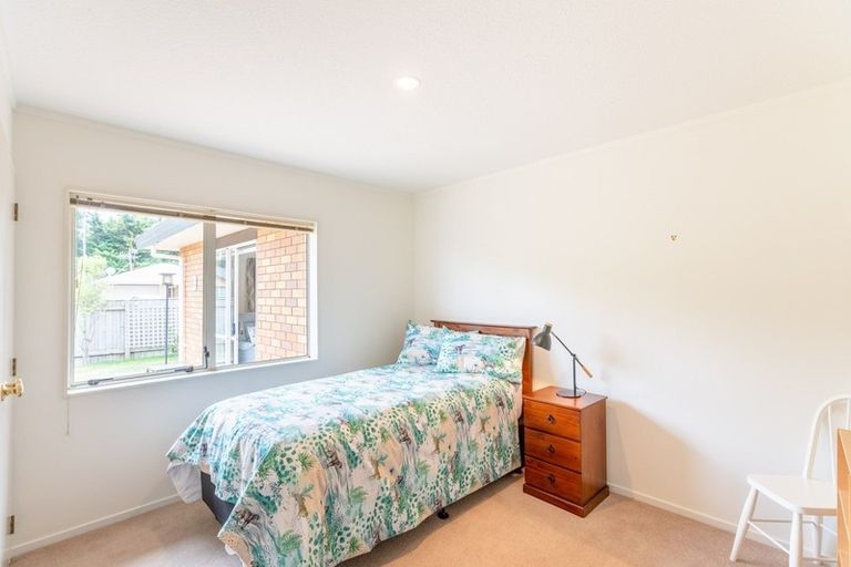 Photo of property in 72 Campbell Avenue, Paraparaumu, 5032