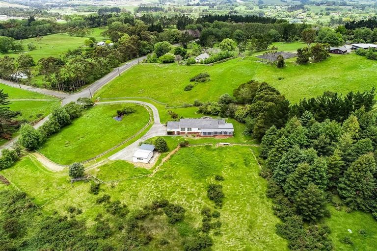 Photo of property in 111 Young Access, Dairy Flat, Silverdale, 0992