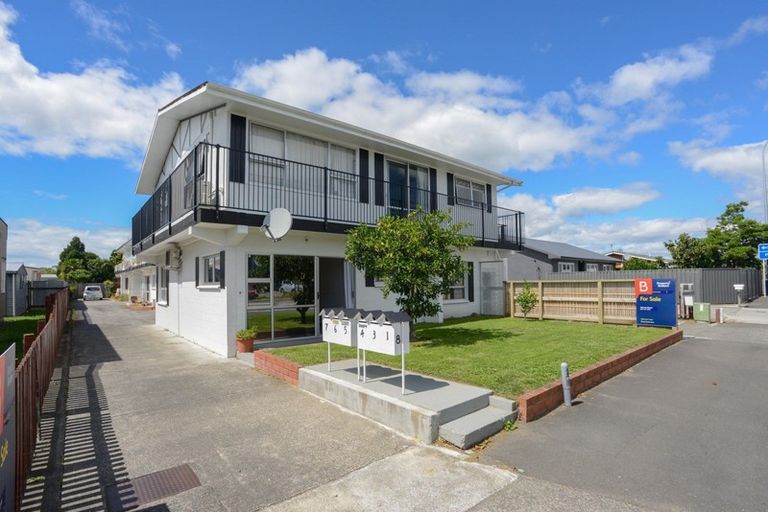 Photo of property in 1/8 Lee Road, Taradale, Napier, 4112