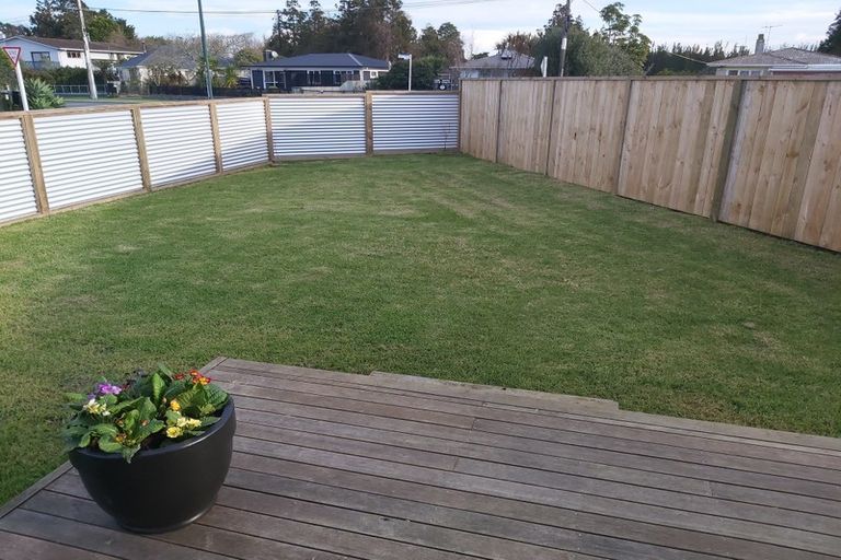 Photo of property in 1 Lowburn Avenue, Waipu, 0510