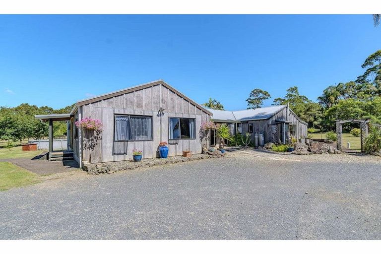 Photo of property in 61 Pungaere Road, Waipapa, Kerikeri, 0295
