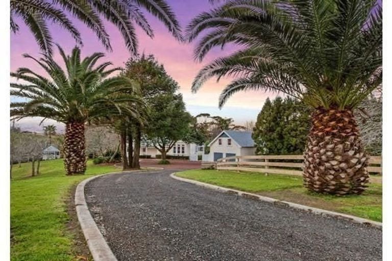 Photo of property in 366 Rimmer Road, Helensville, 0875