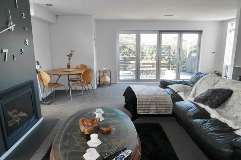 Photo of property in 142 Bishop Street, St Albans, Christchurch, 8014