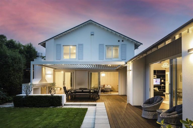 Photo of property in 17a Halton Street, Strowan, Christchurch, 8052