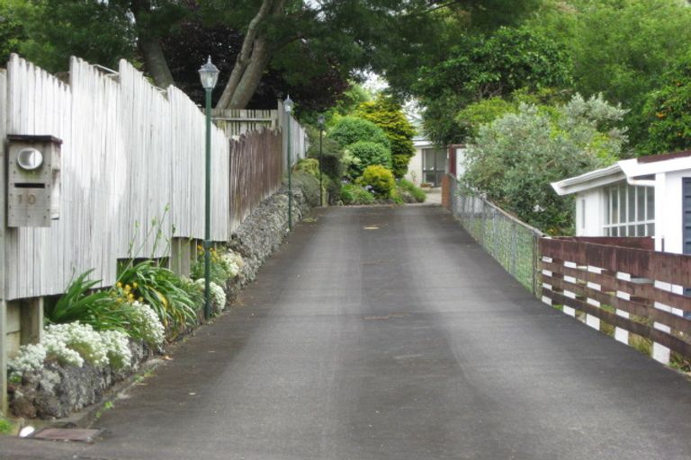 Photo of property in 10 Childs Avenue, Pukekohe, 2120